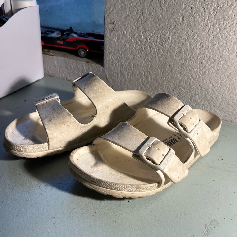White rubber birkenstocks, great condition just dirty size 39